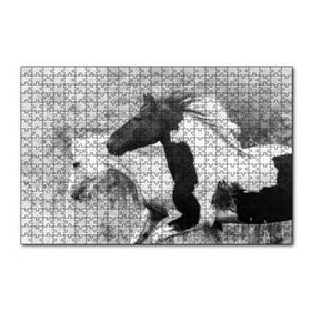 Cakapuzzle Koşan Siyah Beyaz Atlar Görseli 120 Parça Ahşap Puzzle
