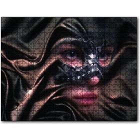 Cakapuzzle Kumaş Örtülü Maskeli Kadın Mdf 255 Parça Puzzle