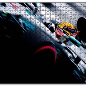 Cakapuzzle Lewis Hamilton Mersedes İle Formula 1 Görseli Mdf 120 Parça Puzzle