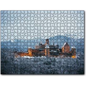 Cakapuzzle Lüksemburg Bourscheid Kalesi ve Karlı Tepeler Mdf 120 Parça Puzzle