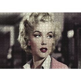 Cakapuzzle Marilyn Monroe Pembe Elbiseli Portre 120 Parça Ahşap Puzzle