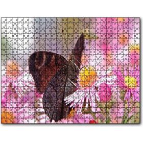 Cakapuzzle Mor Çiçeklerin Üzerindeki Kahverengi Kelebek Mdf 120 Parça Puzzle