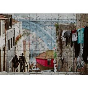 Cakapuzzle Nostaljik Sokak Merdivenler Çamaşırlar 120 Parça Ahşap Puzzle
