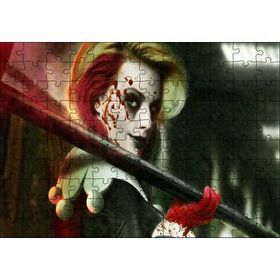 Cakapuzzle Omzunda Sopası ve Yüzünde Kan İle Harley Quinn Mdf 120 Parça Puzzle