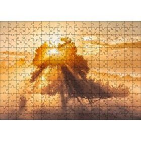 Cakapuzzle Ormanın Dışındaki Tek Ağaç ve Mistik Güneş Işınları 255 Parça Puzzle