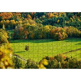 Cakapuzzle Ormanın Ortasındaki Yemyeşil Arazi Yalnız Ağaç Mdf 255 Parça Puzzle