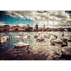 Cakapuzzle Prag Charles Köprüsü ve Kuğular 120 Parça Ahşap Puzzle
