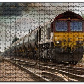 Cakapuzzle Raylar Tren ve Bulutlu Gökler Mdf 1000 Parça Puzzle