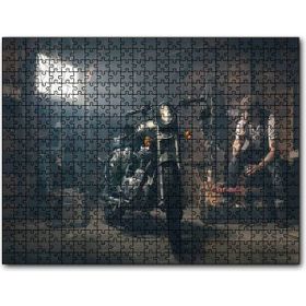 Cakapuzzle Royal Enfield Motorsiklet ve Sigara İçen Adam Mdf 120 Parça Puzzle