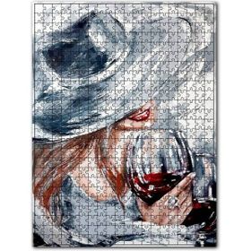 Cakapuzzle Şarap İçen Gri Şapkalı Kadın 500 Parça Puzzle