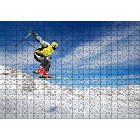Cakapuzzle Sarı ve Beyaz Ceketli Spor Kayakçı 120 Parça Ahşap Puzzle