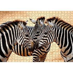 Cakapuzzle Savanada Üç Kafadar Zebra Yakın Plan 120 Parça Ahşap Puzzle