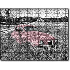 Cakapuzzle Siyah Beyaz Çayırlardaki Eski Kırmızı Araba Mdf 1000 Parça Puzzle