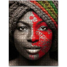 Cakapuzzle Siyahi Kadın Beresi ve Kırmızı Yüz Boyası 120 Parça Puzzle