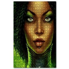 Cakapuzzle Siyahi Kadın ve Yeşil Işıklar 120 Parça Puzzle
