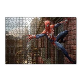 Cakapuzzle Spider Man Duvardan Ağ Atıyor 120 Parça Ahşap Puzzle