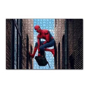 Cakapuzzle Spiderman Eve Dönüş Havada Asılı 120 Parça Ahşap Puzzle