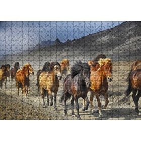 Cakapuzzle Tozlu Yolda Koşan Vahşi Atlar 120 Parça Ahşap Puzzle