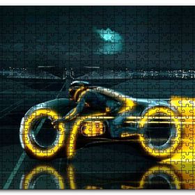 Cakapuzzle Tron Efsanesi Motorsiklet ve Sürücüsü Mdf 1000 Parça Puzzle