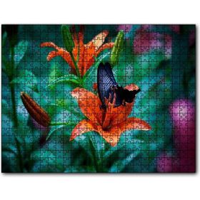 Cakapuzzle Truncu Lilyum Çiçeği ve Mavi Kelebek Görseli Mdf 500 Parça Puzzle