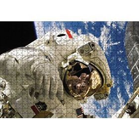 Cakapuzzle Uzaydaki Astronot 120 Parça Ahşap Puzzle
