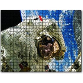 Cakapuzzle Uzaydaki Astronot 120 Parça Puzzle