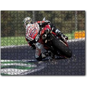 Cakapuzzle Virajdaki Ducati Motosiklet Pilot Görseli Mdf 120 Parça Puzzle