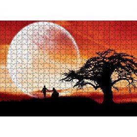 Cakapuzzle Yalnız Ağaç Yeni Evli Çift ve Süper Ay 120 Parça Ahşap Puzzle
