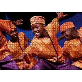 Cakapuzzle Yerel Kıyafetleriyle Dans Eden Afrikalı Çocuklar 1000 Parça Puzzle
