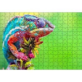 Cakapuzzle Yeşil Arkaplan ve Dalda Rengarenk Bukalemun 120 Parça Ahşap Puzzle