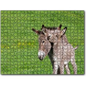 Cakapuzzle Yeşil Çayırda Gri Anne Eşek ve Sıpası Mdf 120 Parça Puzzle