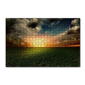 Cakapuzzle Yeşil Çimenler Altın Gökyüzü ve Gri Bulutlar 120 Parça Ahşap Puzzle