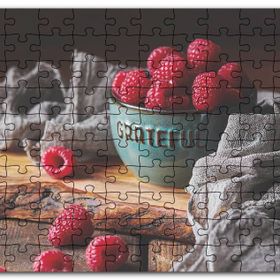 Cakapuzzle Yeşil Kasede Ahududular ve Gri Tül Mdf 1000 Parça Puzzle