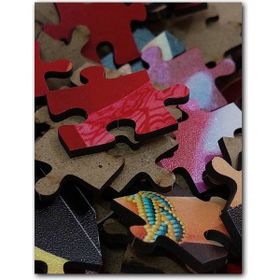 Cakapuzzle Yeşil Mavi Renkleriyle Kertenkele Yakın Çekim Mdf 255 Parça Puzzle