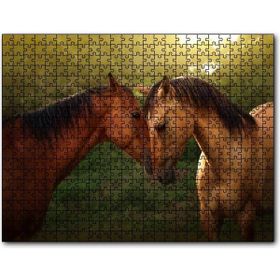 Cakapuzzle Yeşillikler ve Kahverengi At Çifti 255 Parça Puzzle
