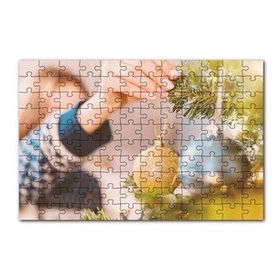 Cakapuzzle Yılbaşı Ağacını Süsleyen Kadın Eli 120 Parça Ahşap Puzzle