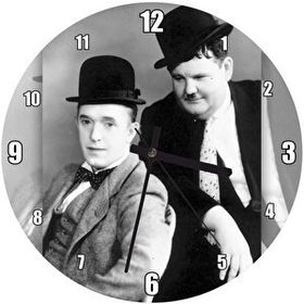 Cakasaat Arthur Stanley Jefferson Ve Oliver Hardy Duvar Saati