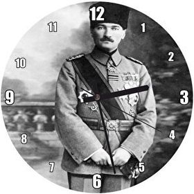Cakasaat Atatürk Kalpaklı Madalyalı Ayakta Duvar Saati