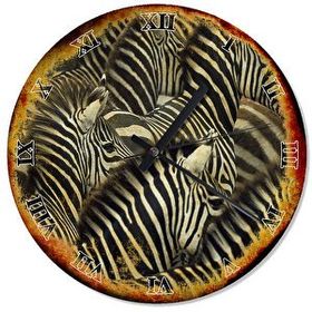 Cakasaat Eski Zeminde Siyah Beyaz Çizgili Zebra Sürüsü Duvar Saati