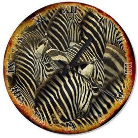 Cakasaat Eski Zeminde Siyah Beyaz Çizgili Zebra Sürüsü Duvar Saati