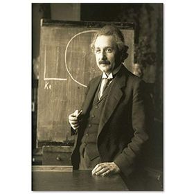 Cakatablo Albert Einstein Tahta Önünde Siyah Beyaz Fotoğraf 25x35 cm Ahşap Tablo