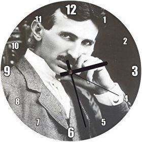 Cakatablo Nikola Tesla Koltukta Oturur Durumda Portresi Duvar Saati