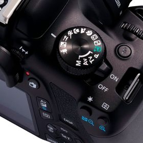Canon EOS 1300D 18-135mm STM DSLR Fotoğraf Makinesi