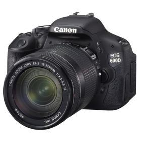 Canon EOS 600D 18-135mm Lens DSLR IS II 18 MP 3.0" LCD SLR Dijital Fotoğraf Makinesi