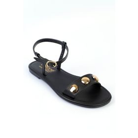 Capone Outfitters Celina Tek Bantlı Metal Aksesuarlı Bilekten Bantlı Düz Topuklu Yuvarlak Burunlu Kadın Sandalet
