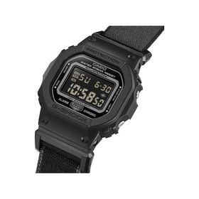Casio DW-5600MNC-1DR Kol Saati