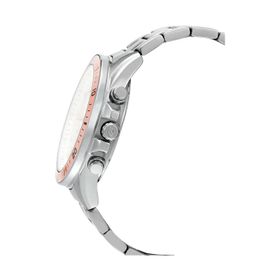 Casio EFR-546SG-7AVUDF Erkek Kol Saati