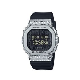 Casio GM-5600GC-1DR Erkek Kol Saati