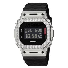 Casio GM-5600M-1DR Erkek Kol Saati