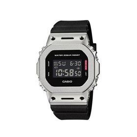Casio GM-5600M-1DR Erkek Kol Saati